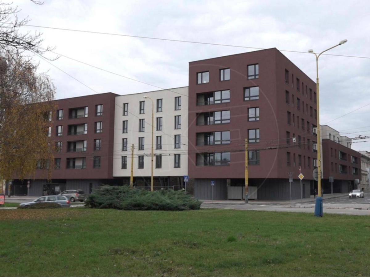 Appartement Ar Rezidencia Mlynska Basta à Košice Extérieur photo